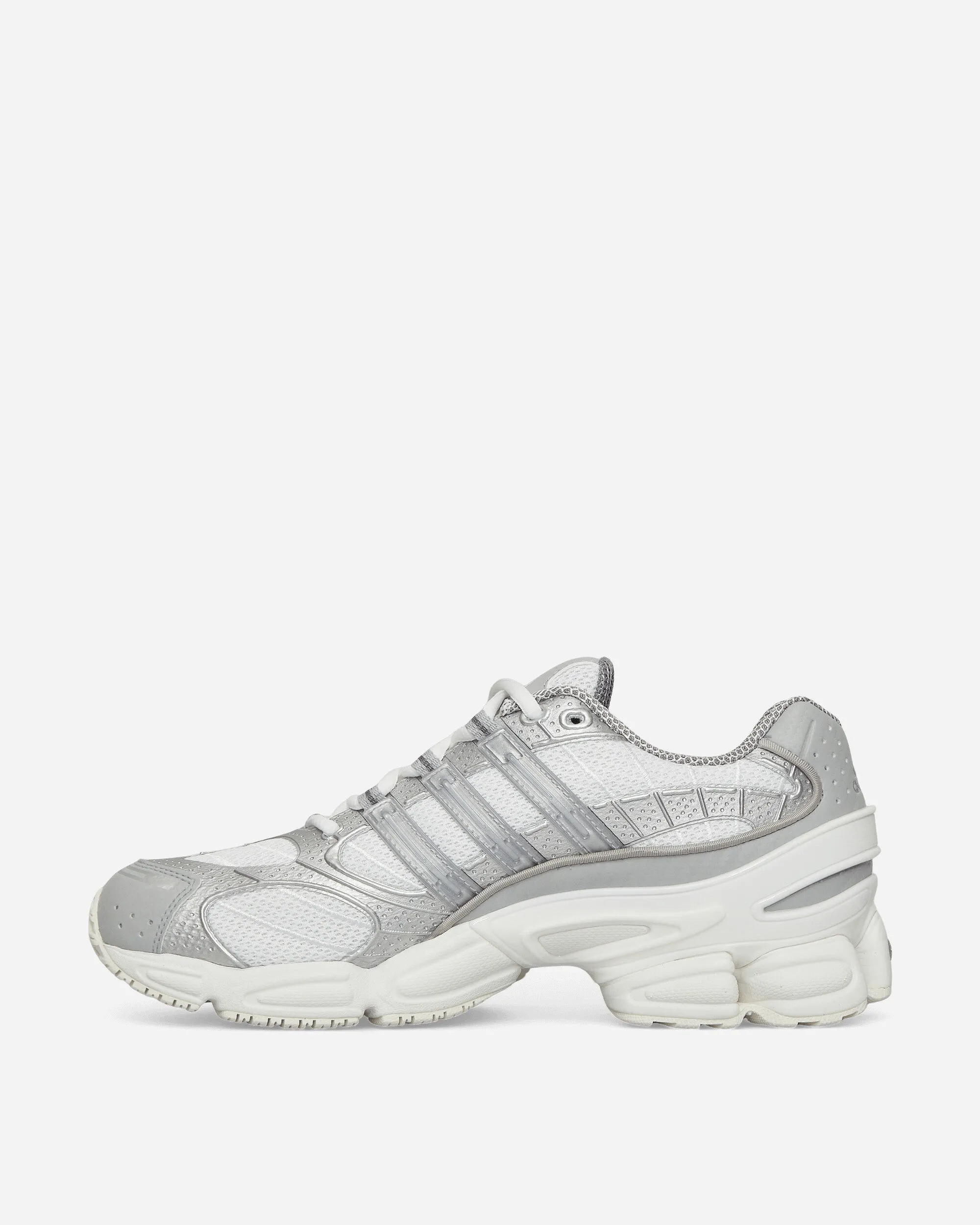 Ozweego Pro Sneakers Cloud White / Silver Metallic / Core White